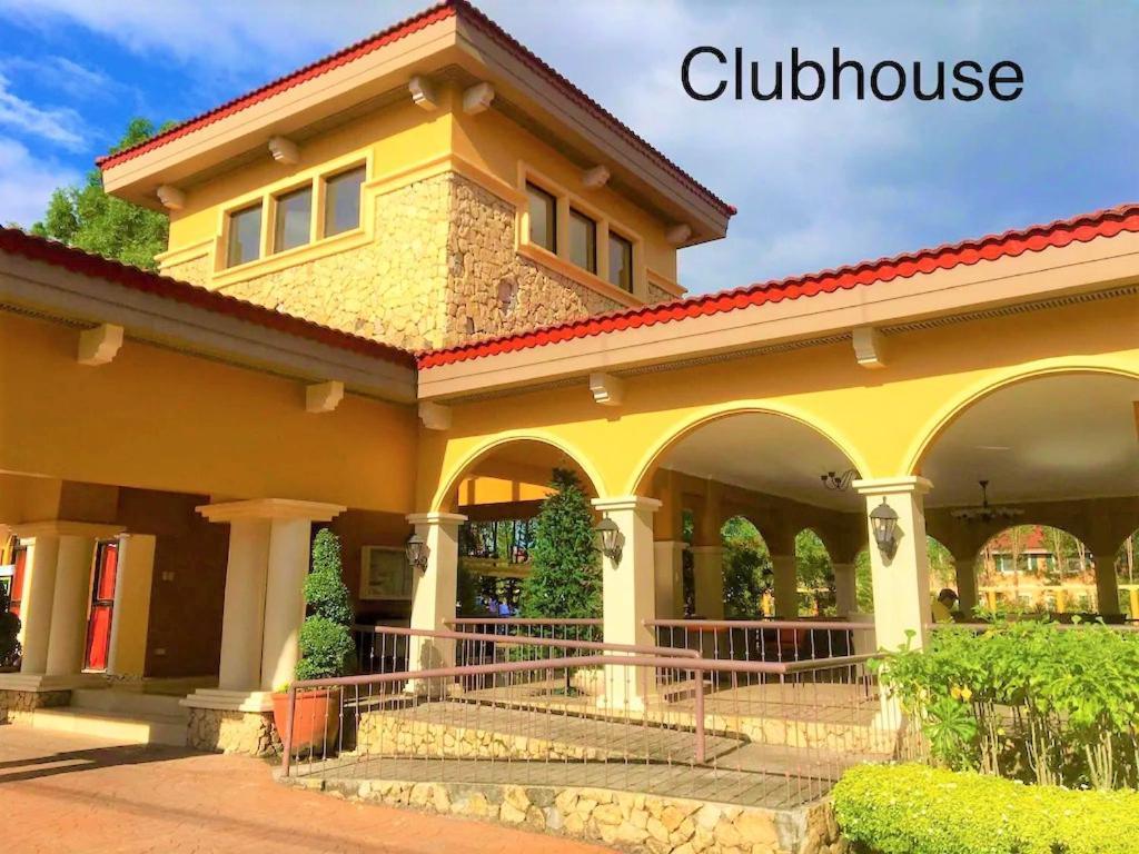 Brew Home Bacolod - 3 Bedroom House מראה חיצוני תמונה